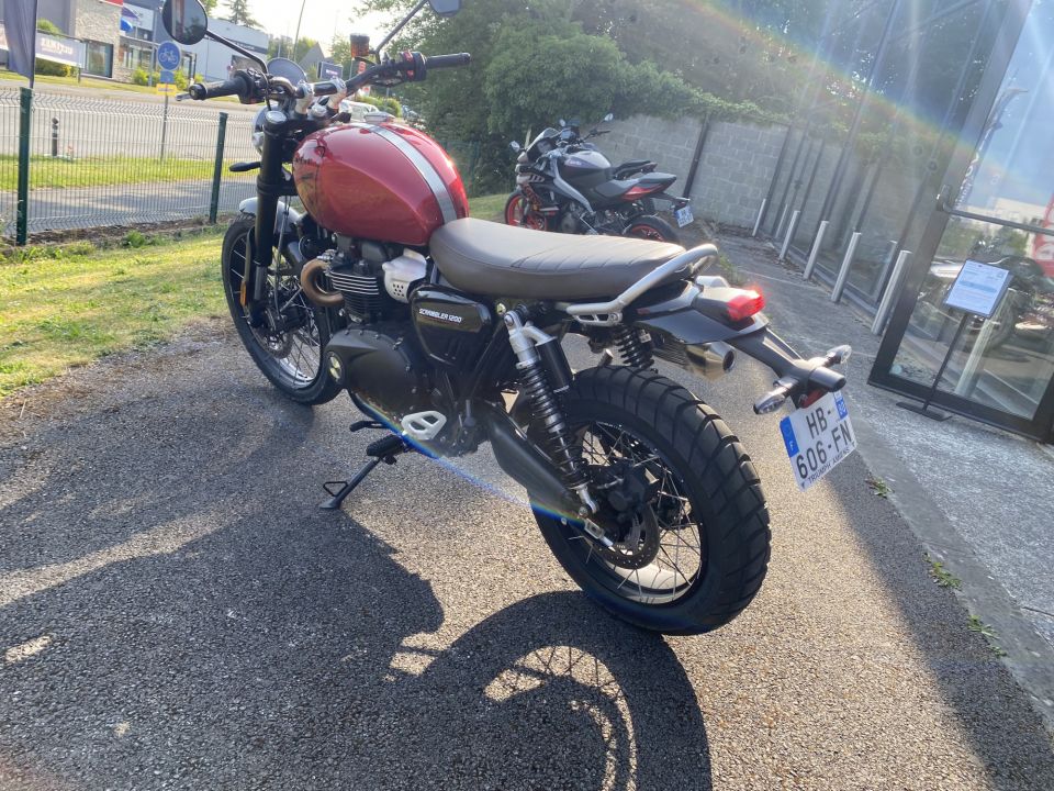 TRIUMPH SCRAMBLER 1200 4