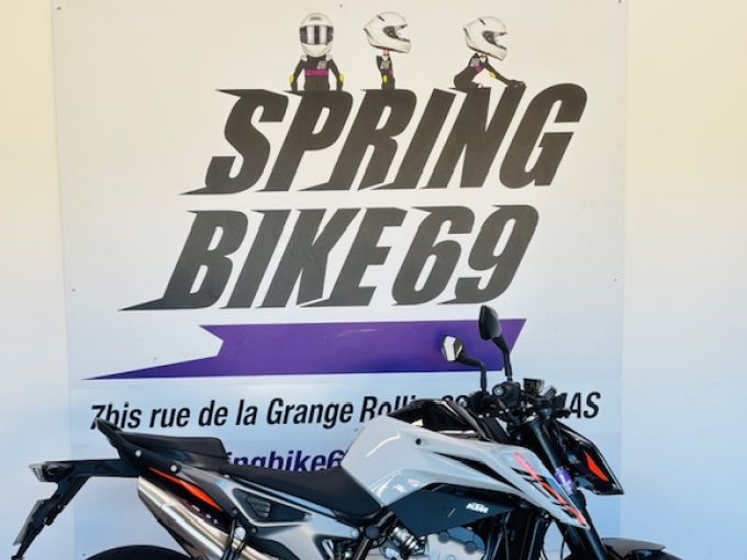 KTM 790 DUKE 4