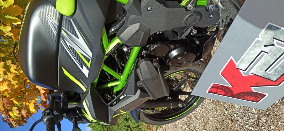 KAWASAKI Z-125 4