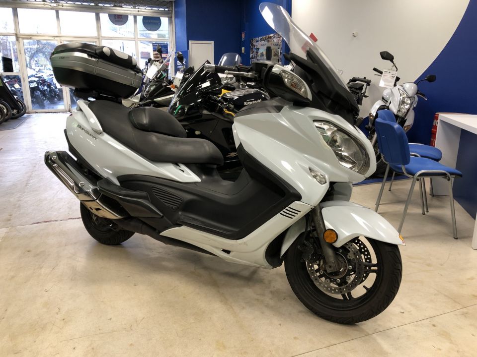 SUZUKI BURGMAN 650 4