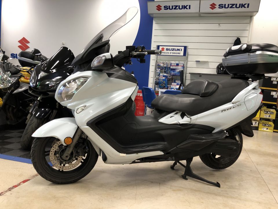 SUZUKI BURGMAN 650 4
