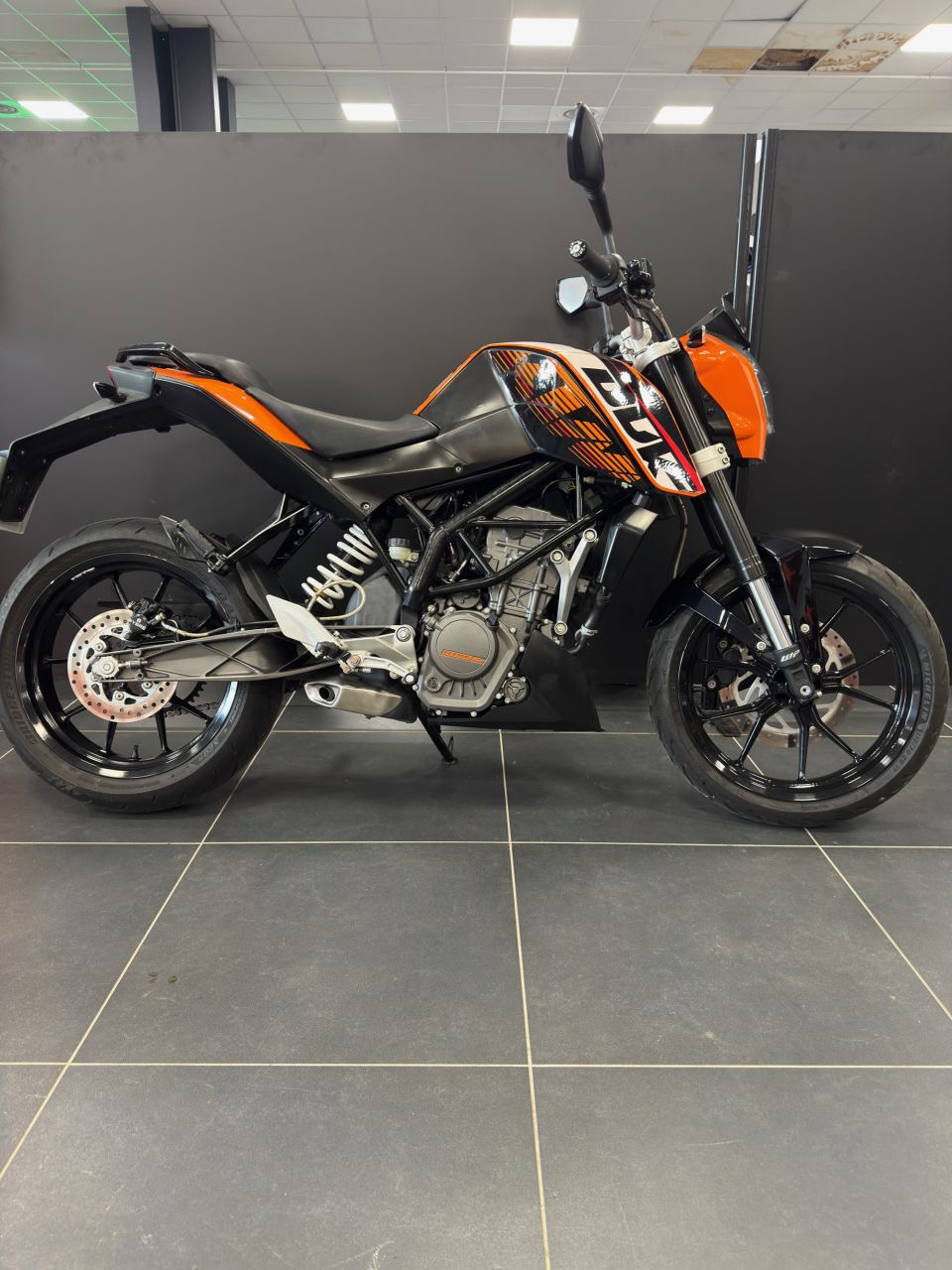 KTM 125 DUKE 4