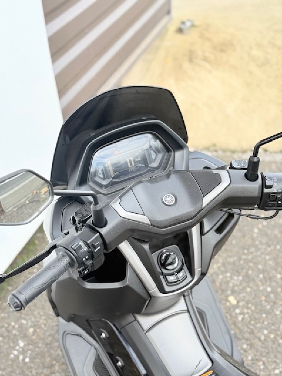 YAMAHA NMAX 125 4