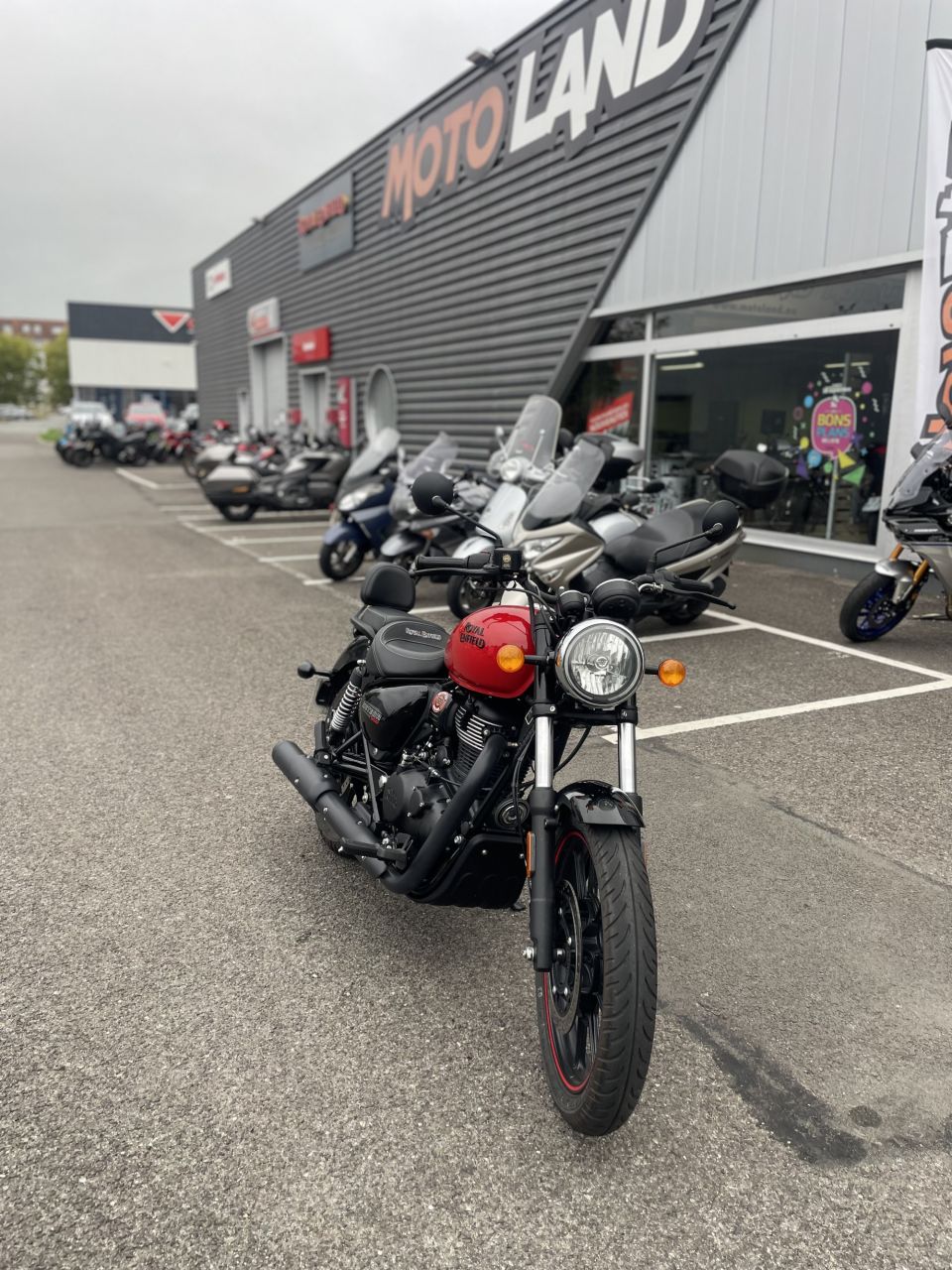 ROYAL ENFIELD METEOR 350 4