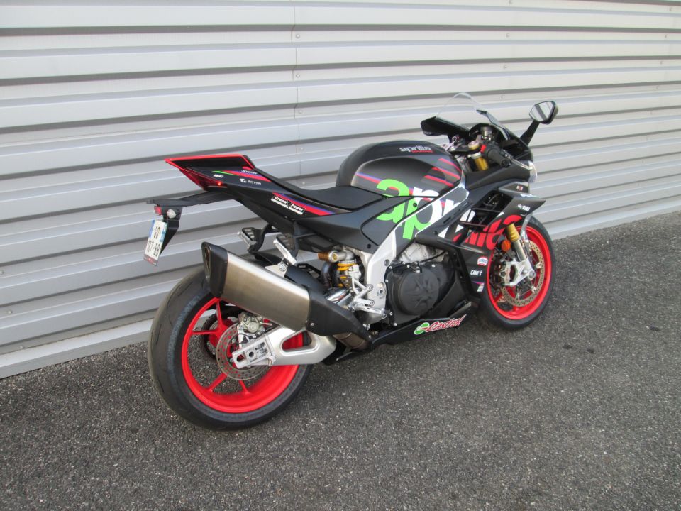 APRILIA RSV4 1100 RR 4