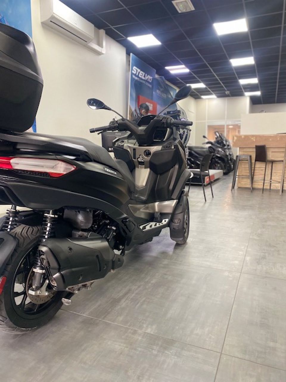 PIAGGIO MP3 530 HPE EXCLUSIVE 4