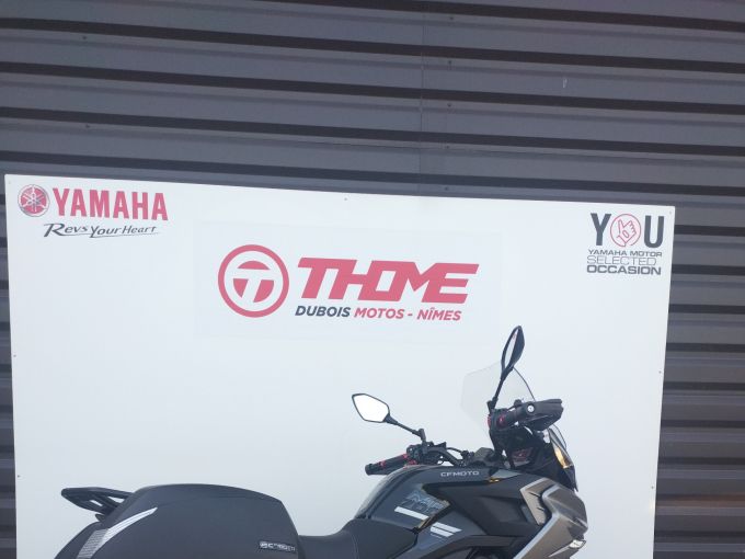 CF MOTO MT 700 4