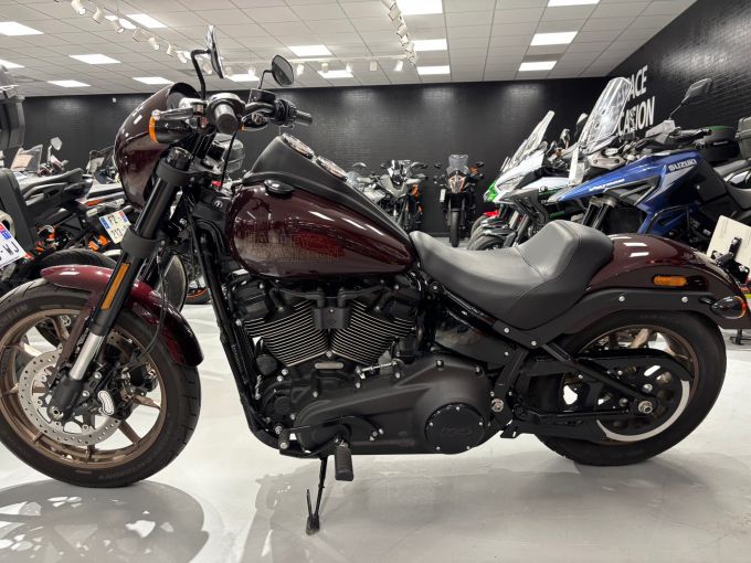 HARLEY-DAVIDSON SOFTAIL LOW RIDER 1868 S 4