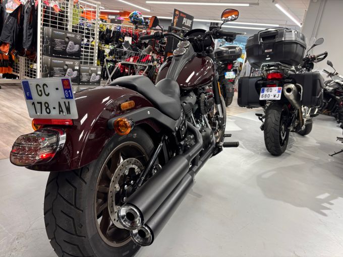 HARLEY-DAVIDSON SOFTAIL LOW RIDER 1868 S 4