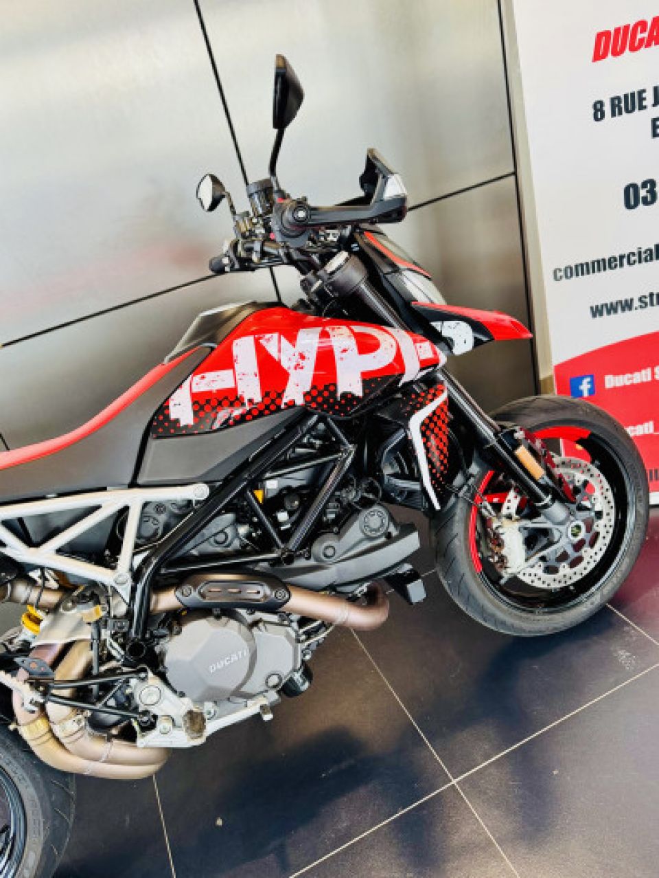 DUCATI HYPERMOTARD 950 4