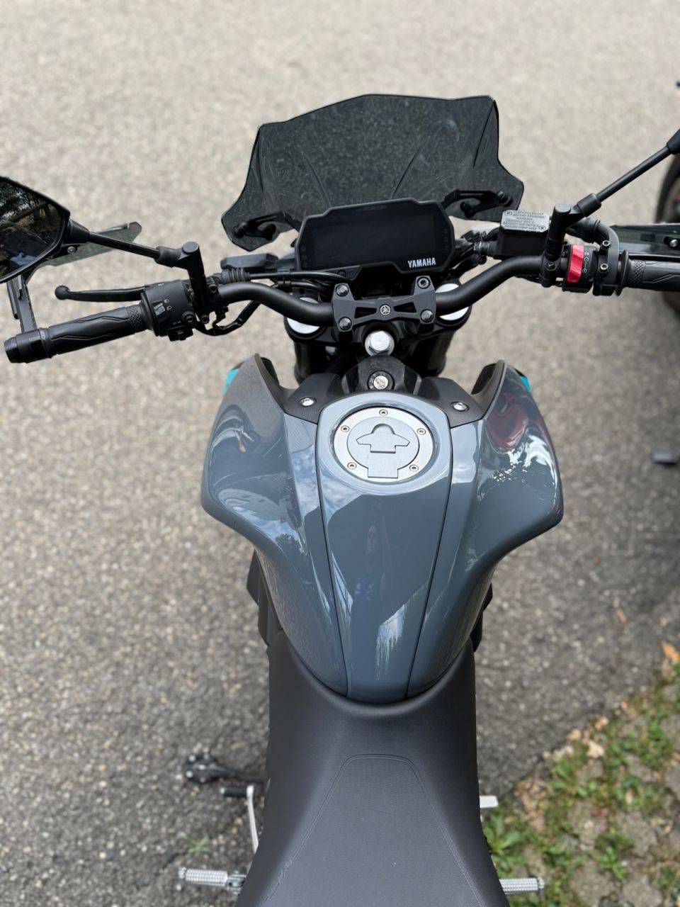 YAMAHA MT-125 4