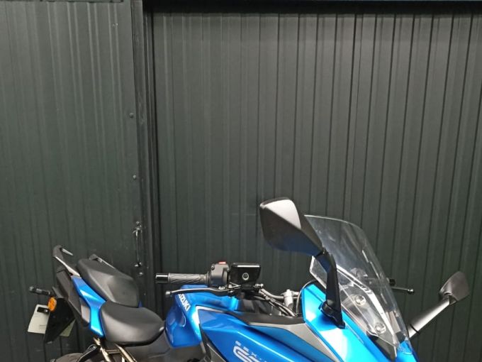 SUZUKI GSX-S 1000 GT 4