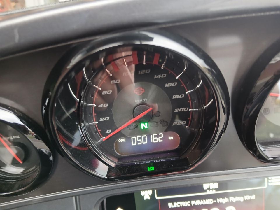 HARLEY-DAVIDSON TOURING ELECTRA GLIDE 1923 ULTRA CVO 4