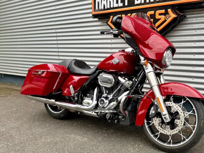 HARLEY-DAVIDSON TOURING STREET GLIDE 1868 SPECIAL 4