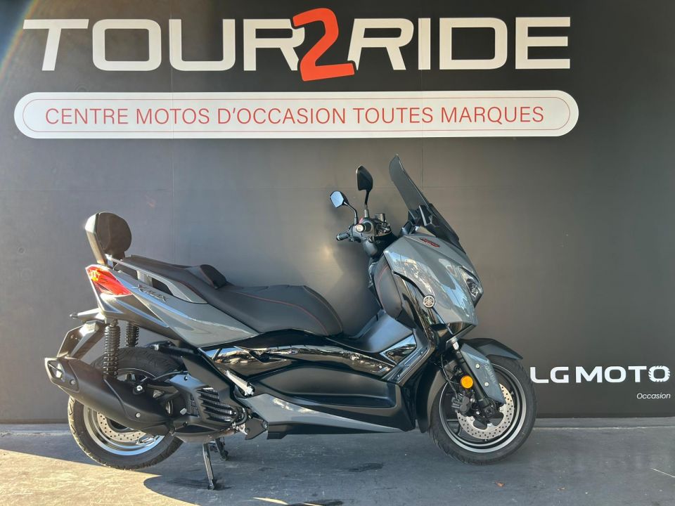YAMAHA X-MAX 125 TECH MAX 4