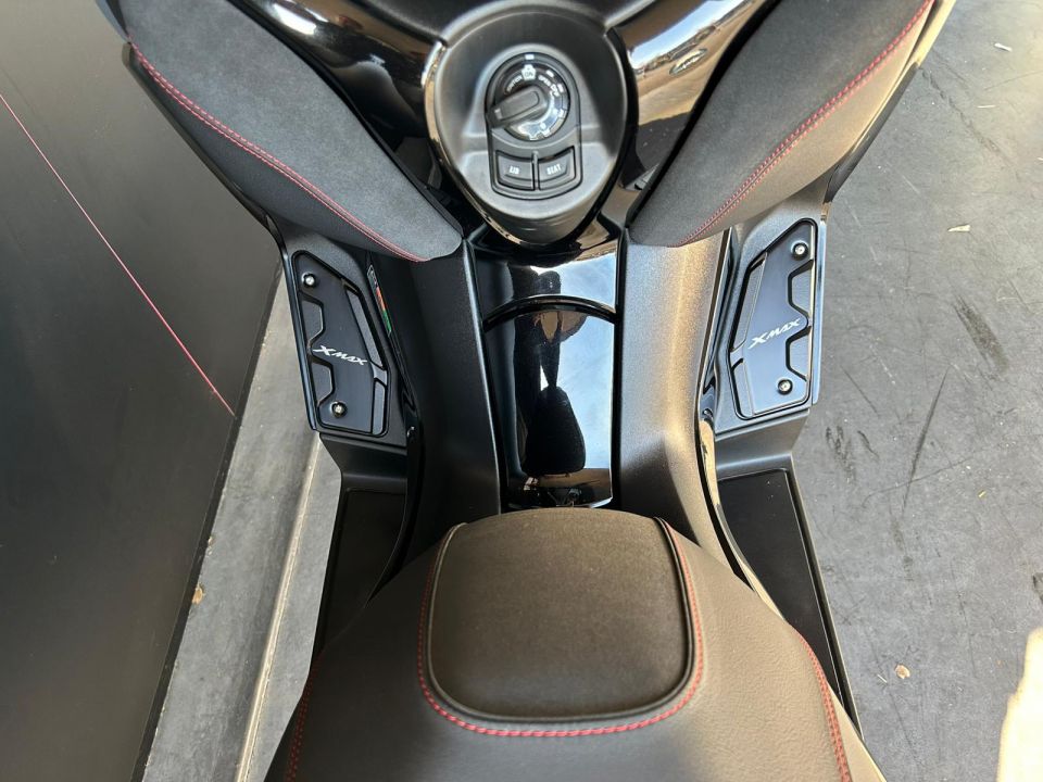 YAMAHA X-MAX 125 TECH MAX 4