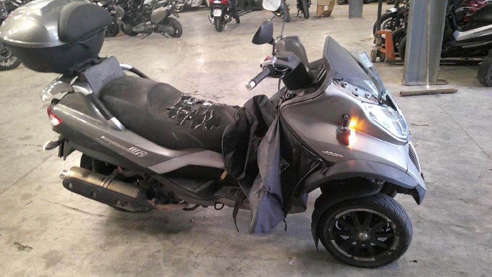 PIAGGIO MP3 400 LT 4