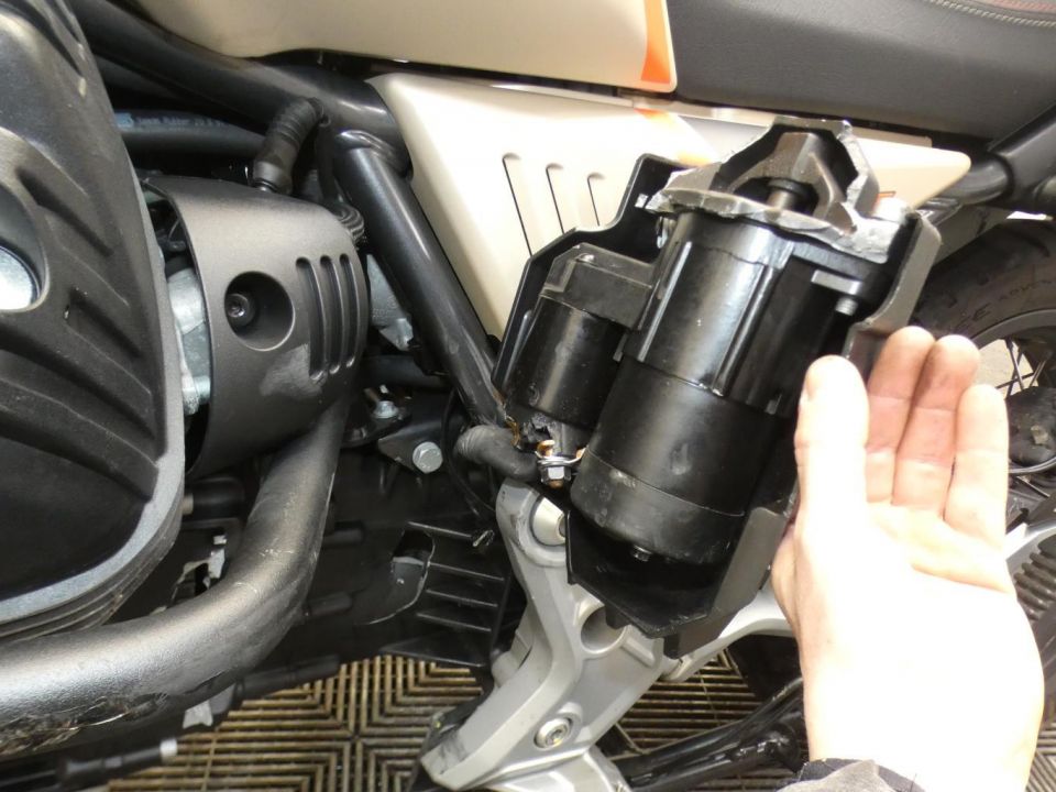 MOTO GUZZI V85 TT TRAVEL PACK 850 4