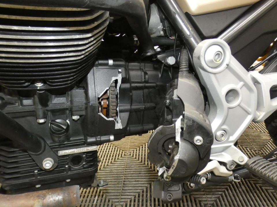 MOTO GUZZI V85 TT TRAVEL PACK 850 4