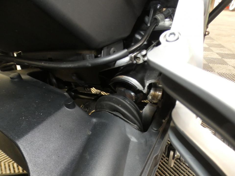 MOTO GUZZI V85 TT TRAVEL PACK 850 4