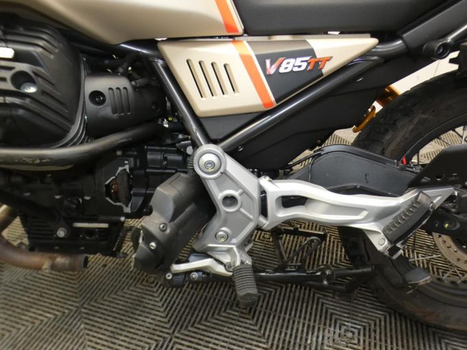 MOTO GUZZI V85 TT TRAVEL PACK 850 4