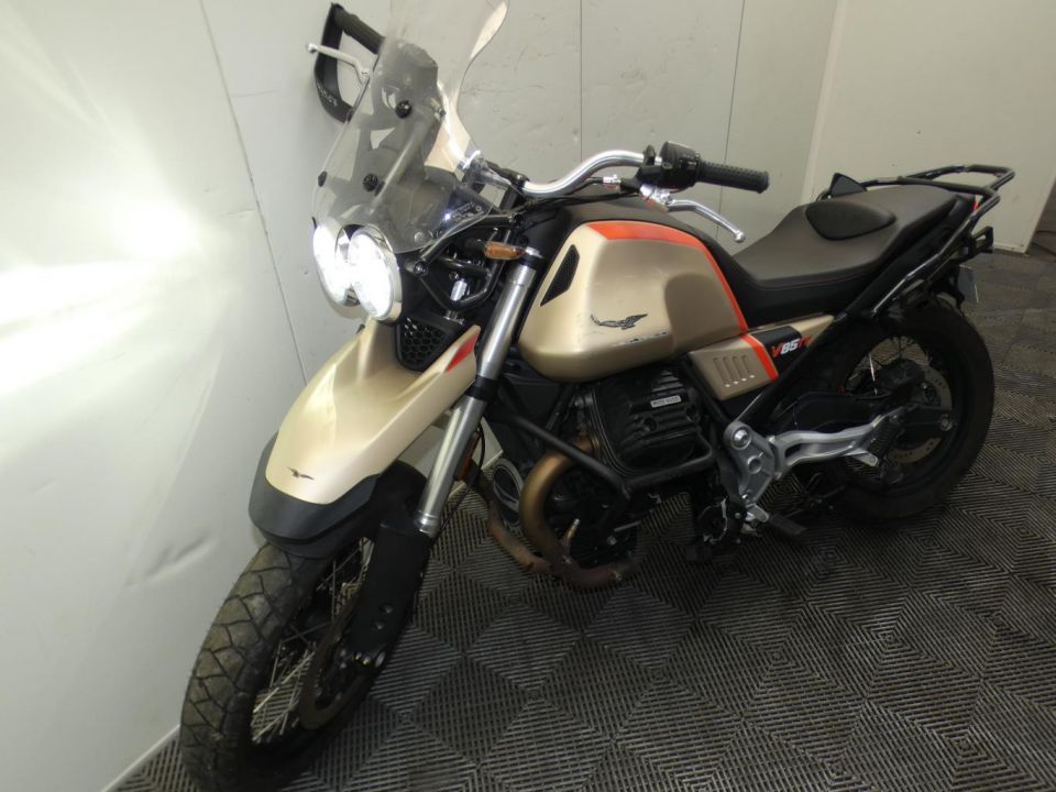 MOTO GUZZI V85 TT TRAVEL PACK 850 4