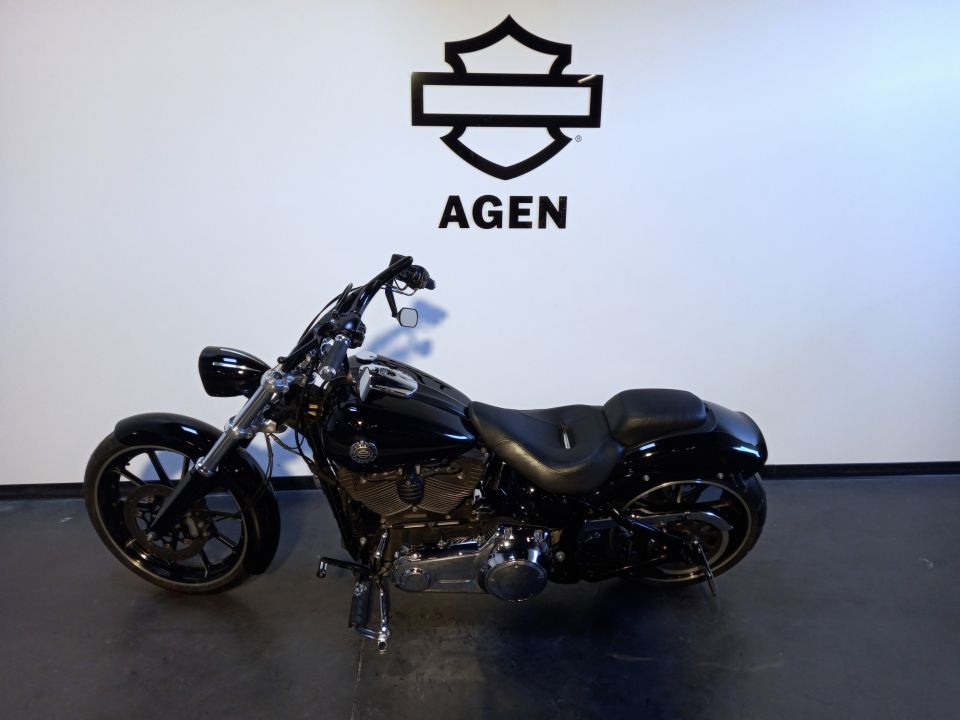 HARLEY-DAVIDSON SOFTAIL BREAKOUT 1690 4