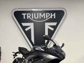 TRIUMPH 	DAYTONA 660 - 2024