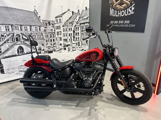 HARLEY-DAVIDSON SOFTAIL STREET BOB 1868 4