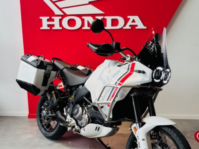 DUCATI DESERT X 4