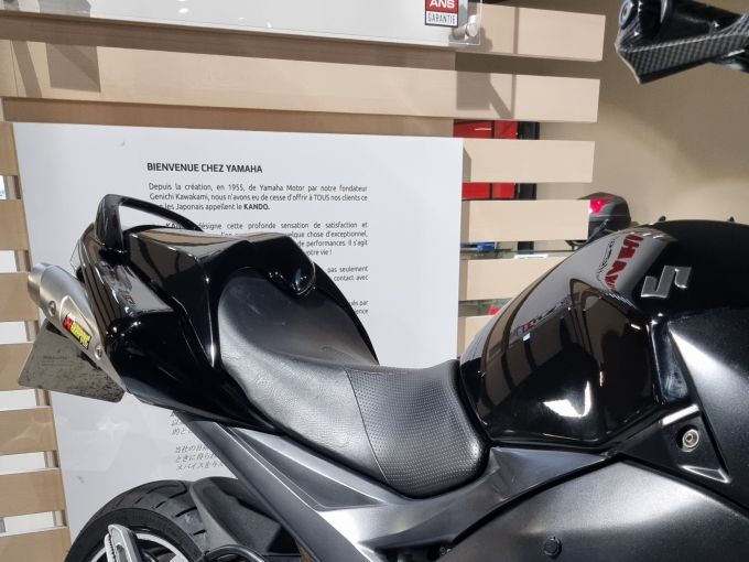 SUZUKI GSR 600 4