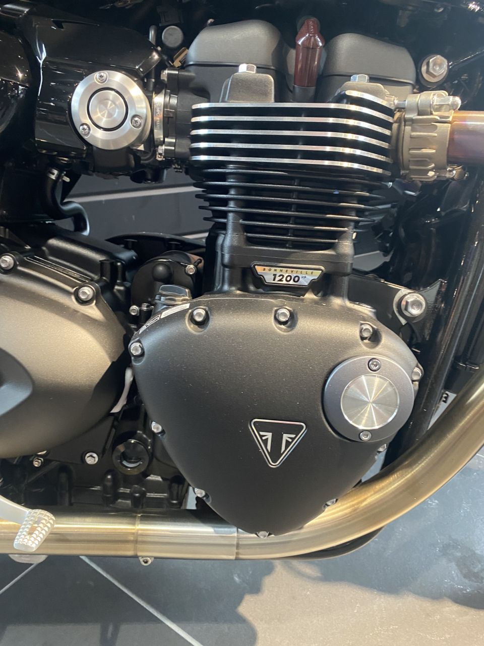 TRIUMPH SPEED TWIN 1200 4