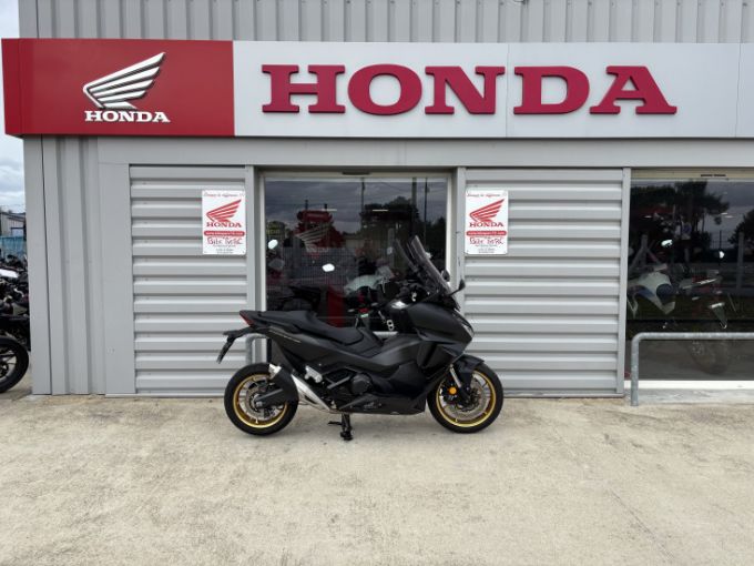 HONDA NSS FORZA 750 4