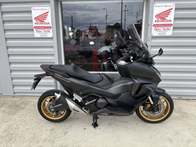HONDA NSS FORZA 750 4