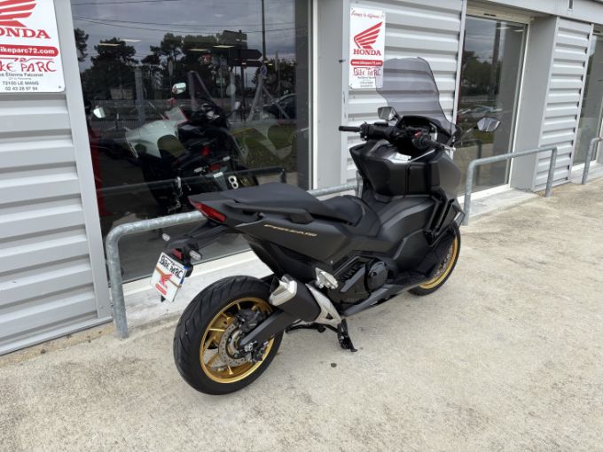 HONDA NSS FORZA 750 4