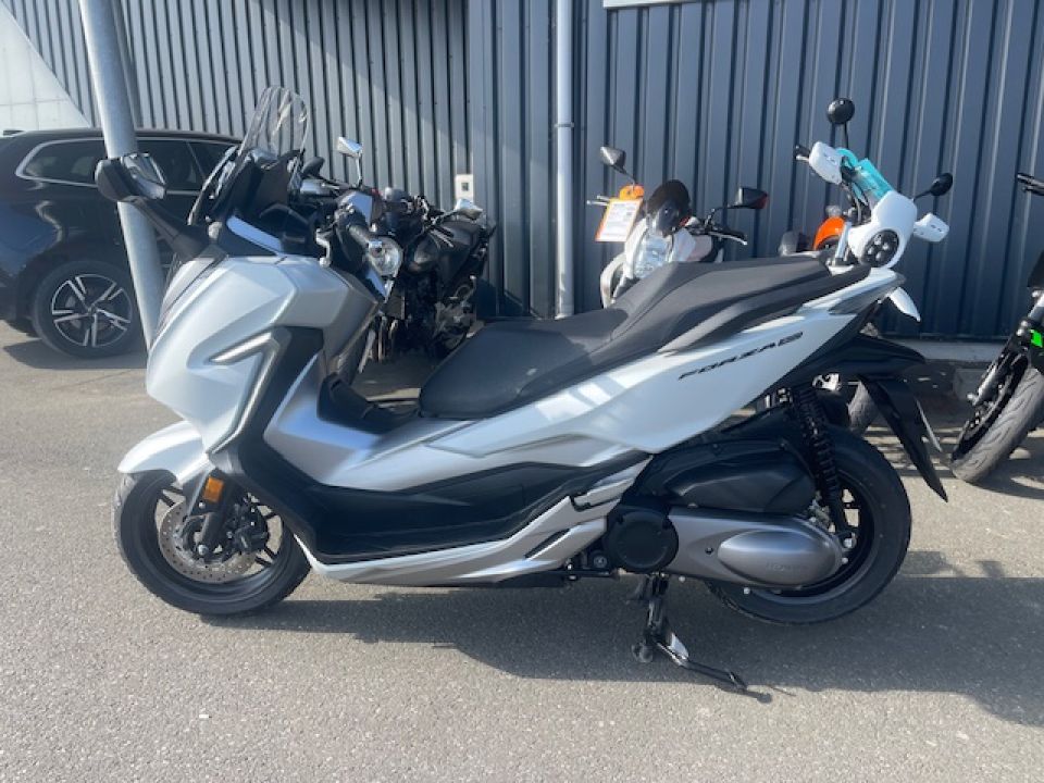 HONDA NSS FORZA 300 4