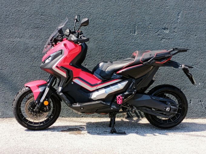 HONDA X-ADV 4