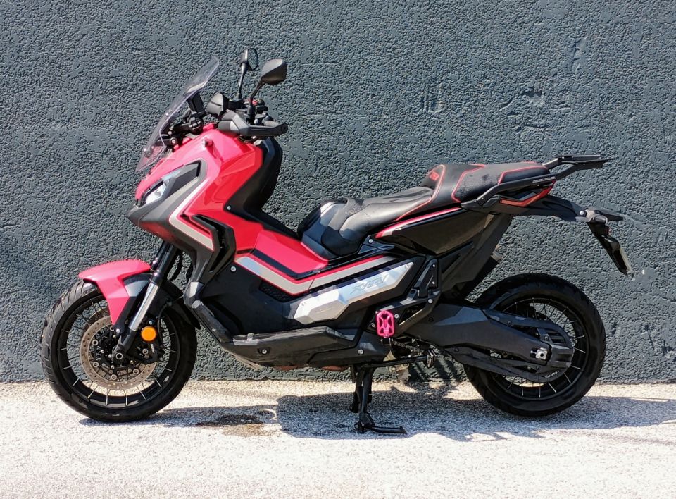 HONDA X-ADV 4
