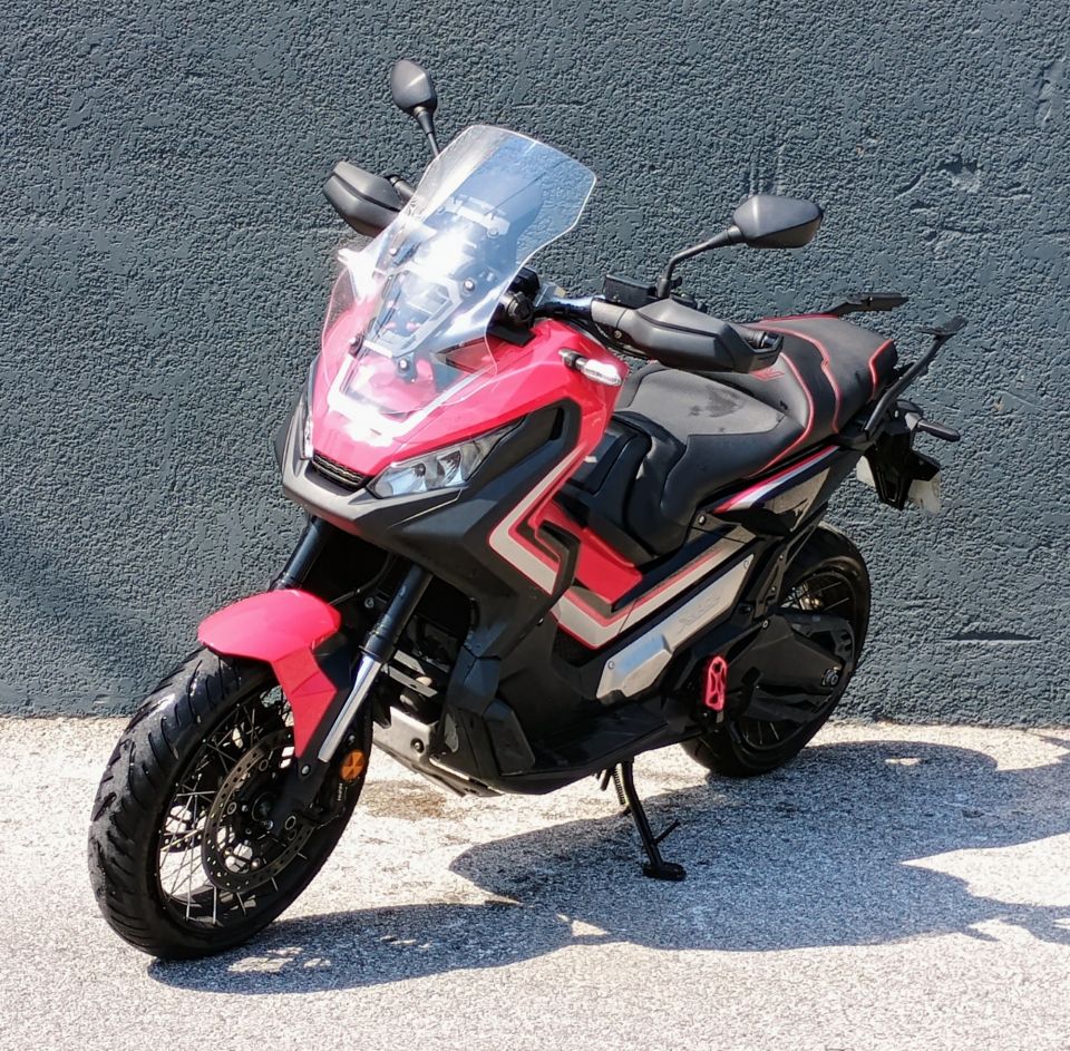 HONDA X-ADV 4