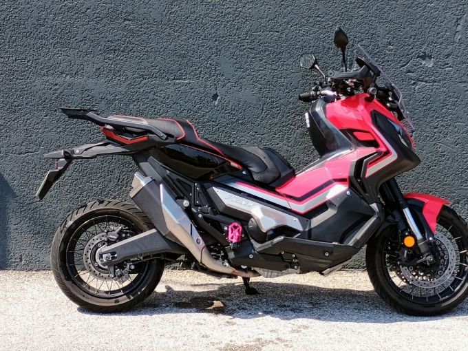 HONDA X-ADV 4