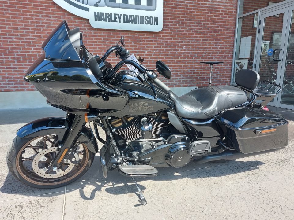 HARLEY-DAVIDSON TOURING ROAD GLIDE 1923 ST 4