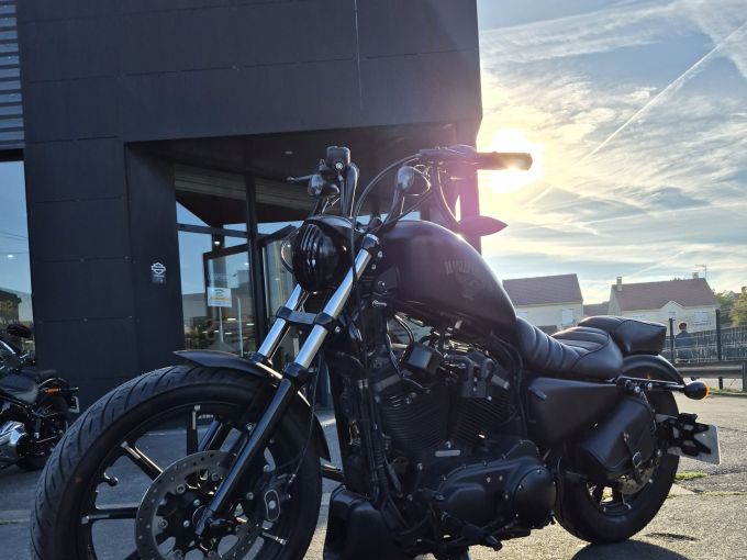 HARLEY-DAVIDSON SPORTSTER IRON 883 N  4