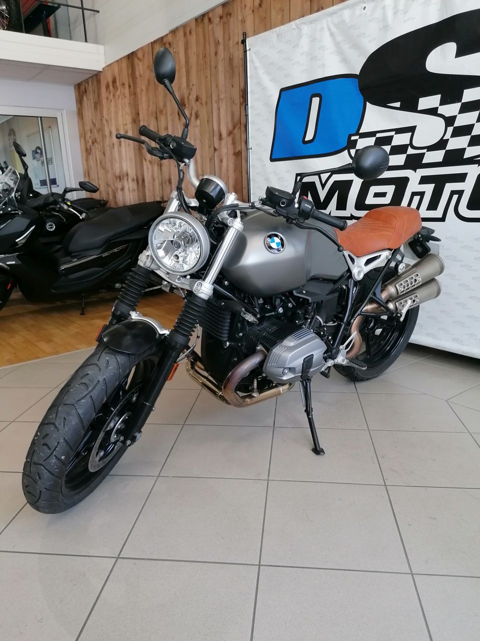 BMW R NineT 4