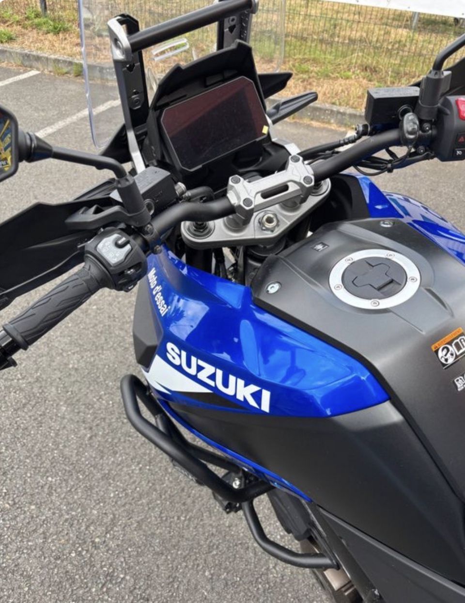 SUZUKI DL V-STROM 1050 4