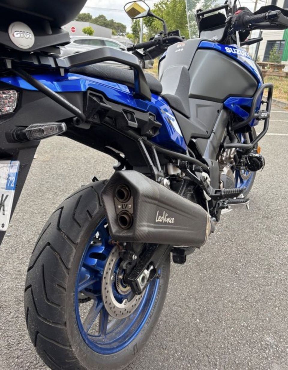 SUZUKI DL V-STROM 1050 4