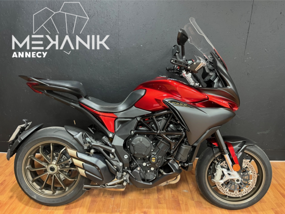 MV AGUSTA TURISMO VELOCE RUSSO 800 4