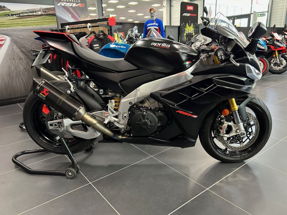 APRILIA RSV4 1100 4