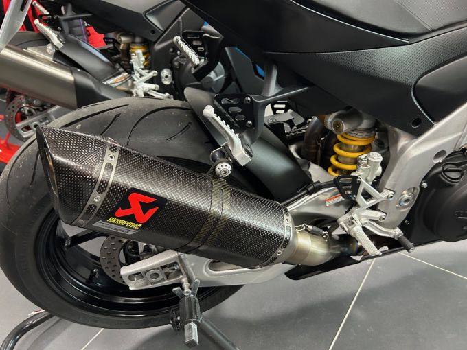 APRILIA RSV4 1100 4