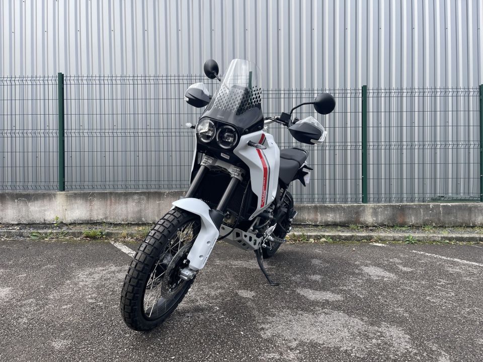 DUCATI SCRAMBL. DESERT 4