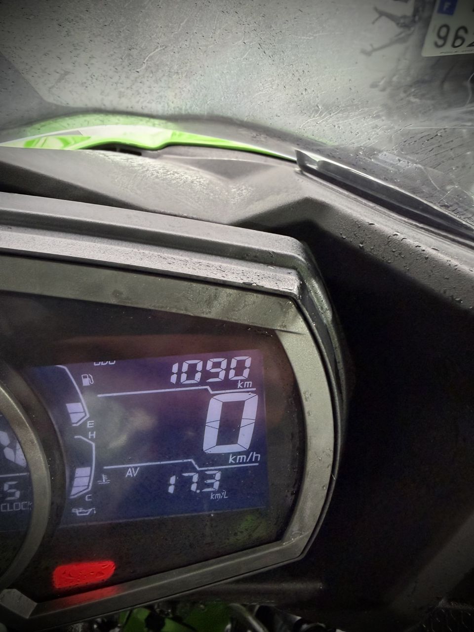 KAWASAKI NINJA 400 4